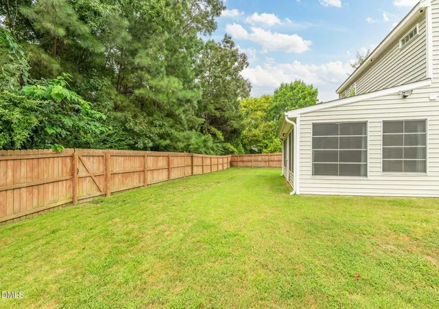 Photo 3 of Single family home for sale at 5001 Croftwood Dr, Raleigh, NC 27616 | MLS# 10185941 | Listing updated on 2026-08-13