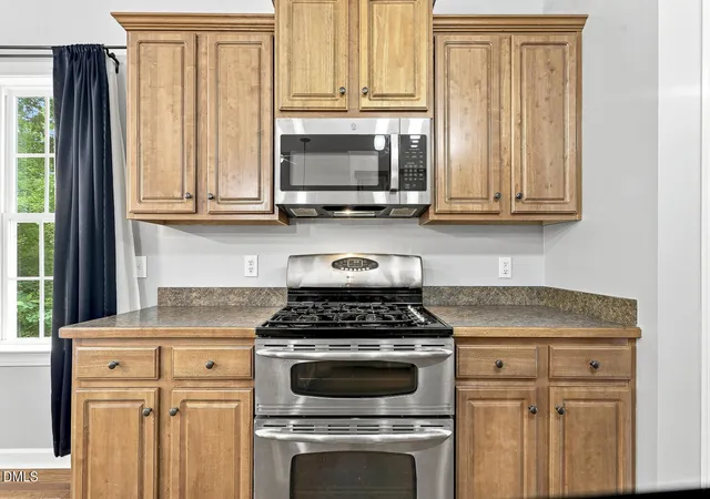 Photo 4 of Sale Pending at 3727 Vesta Dr, Raleigh, NC 27603 | MLS# 10186049 | Listing updated on 2026-09-21