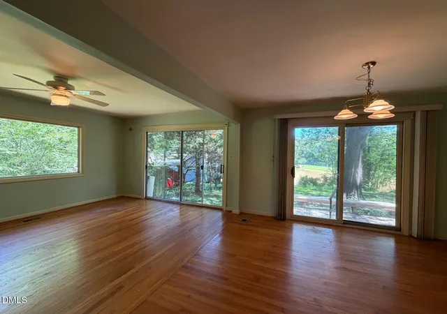 Photo 3 of Single family home for sale at 12 Ellen Pl, Chapel Hill, NC 27514 | MLS# 10185459 | Listing updated on 2026-08-12