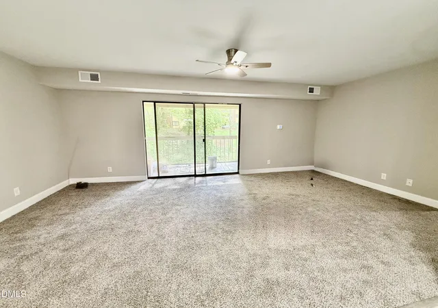 Listing Photo 5 - Condo for sale in building located at 1114 Schaub Dr, Raleigh, NC 27606 - Unit #I