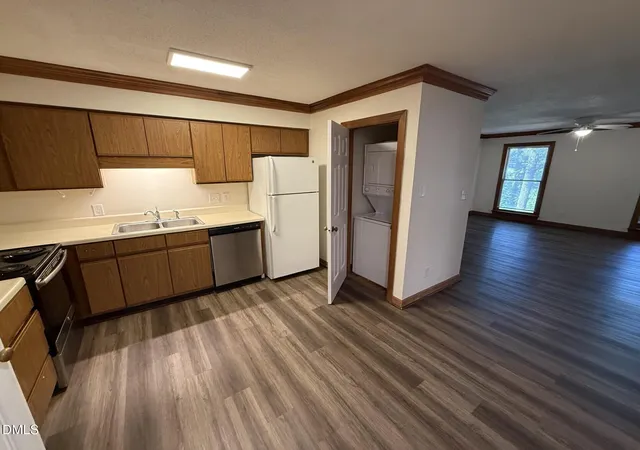 2nd image of 3517 Ivy Commons Dr #302, Raleigh, NC 27606 | MLS# 10185468
