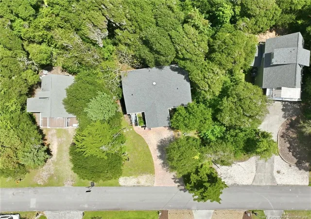 Photo 3 of Single family home for sale at 112 Purdie Dr, Emerald Isle, NC 28594 | MLS# 767474 | Listing updated on 2026-09-19