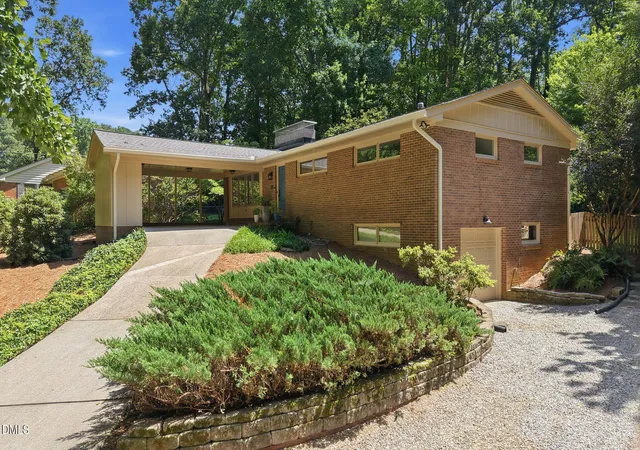Photo 4 of Sale Pending at 1207 Fairlane Rd, Cary, NC 27511 | MLS# 10185970 | Listing updated on 2026-08-15