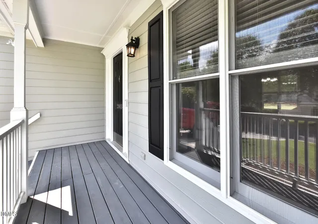 5th image of 2003 Kelly Glen Dr, Apex, NC 27502 | MLS# 10185501
