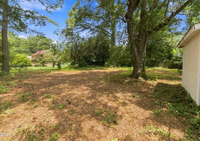 23rd image of 605 Sunnyside Ln W, Wilson, NC 27893 | MLS# 10186344