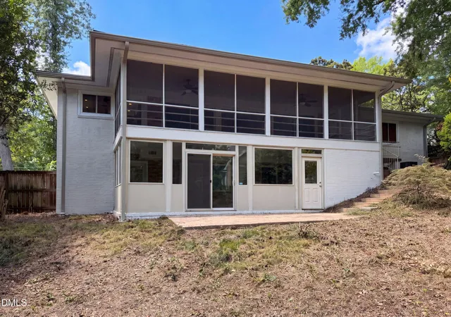 Photo 4 of Single family home for sale at 2219 Arrington St, Durham, NC 27707 | MLS# 10185481 | Listing updated on 2026-10-01