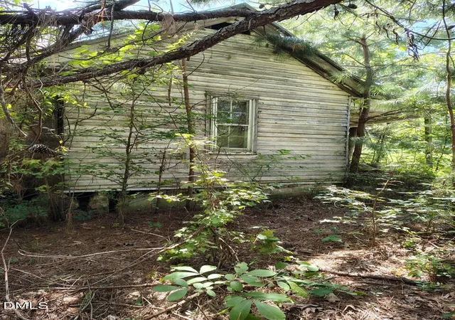 Photo 5 of Sale Pending at 486 Creech Johnson Rd, Zebulon, NC 27597 | MLS# 10185497 | Listing updated on 2026-08-30