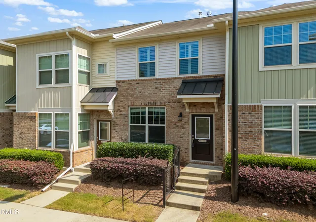 2nd image of 84 Intuition Cir, Durham, NC 27705 | MLS# 10185588