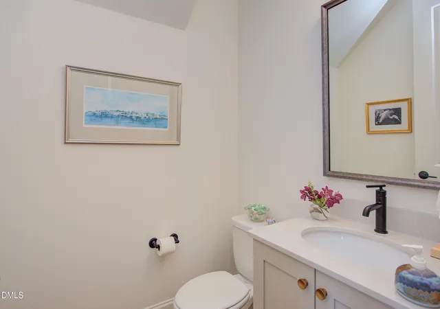 5th image of 1028 Whitehall Cir, Durham, NC 27713 | MLS# 10185689