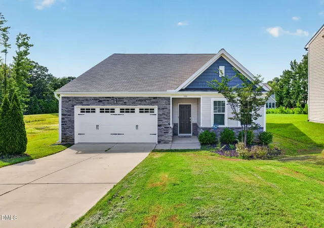 Photo 2 of Single family home for sale at 166 Cecina Ct, Clayton, NC 27527 | MLS# 10185500 | Listing updated on 2026-09-06