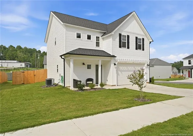 Photo 2 of Single family home for sale at 621 Chambers Dr, Southern Pines, NC 28387 | MLS# 767497 | Listing updated on 2026-08-11