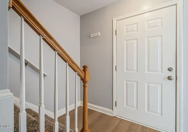 4th image of 410 Whitehall Ct, Clayton, NC 27520 | MLS# 10185953