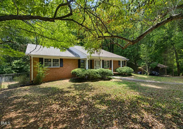 image of 4819 Gladwyn Dr, Winston Salem, NC 27104 | MLS# 10186186