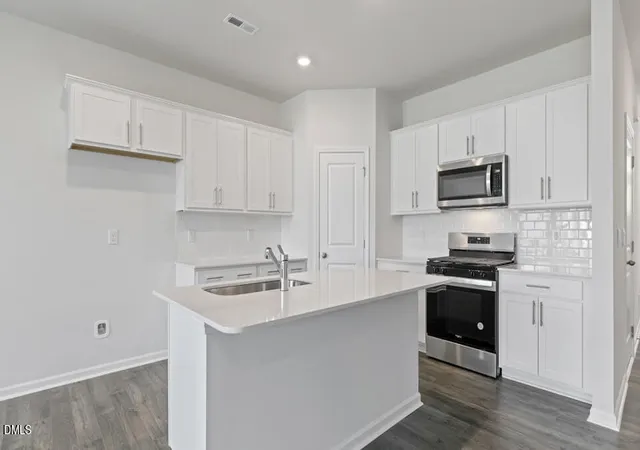 Photo 4 of Townhouse for sale at 1110 Coral Bark Rd, Durham, NC 27703 | MLS# 10185528 | Listing updated on 2026-10-05