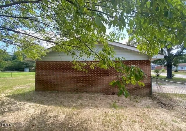 Photo 3 of Sale Pending at 5514 Livingston Dr, Fayetteville, NC 28311 | MLS# 10185546 | Listing updated on 2026-09-18
