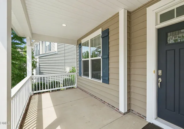 Photo 3 of Single family home for sale at 232 Turner Oaks Dr, Cary, NC 27519 | MLS# 10186405 | Listing updated on 2026-09-17