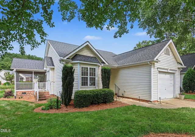Photo 2 of Sale Pending at 3 Sawmill Ln, Durham, NC 27712 | MLS# 10186956 | Listing updated on 2026-09-16