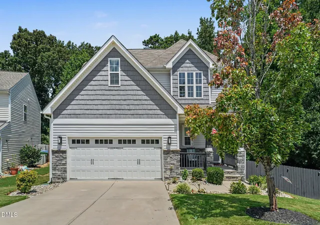 1st image of 1605 Essexwood Dr, Fuquay Varina, NC 27526 | MLS# 10186975