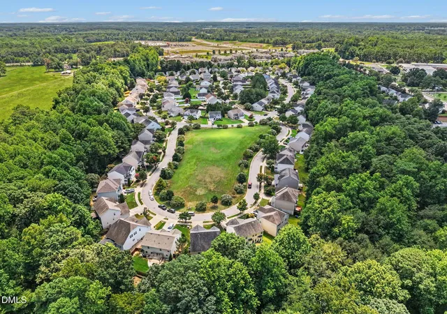 30th image of 1605 Essexwood Dr, Fuquay Varina, NC 27526 | MLS# 10186975