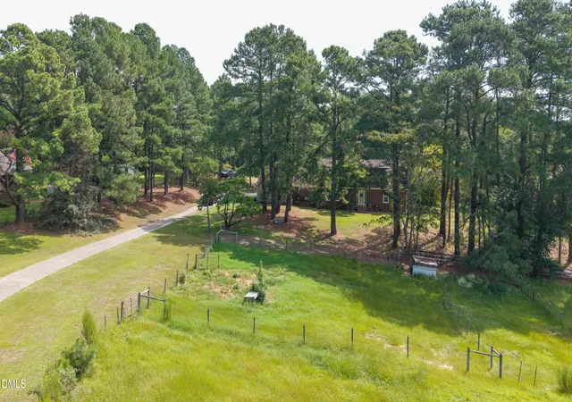 4th image of 2282 Nc-55, Coats, NC 27521 | MLS# 10185573
