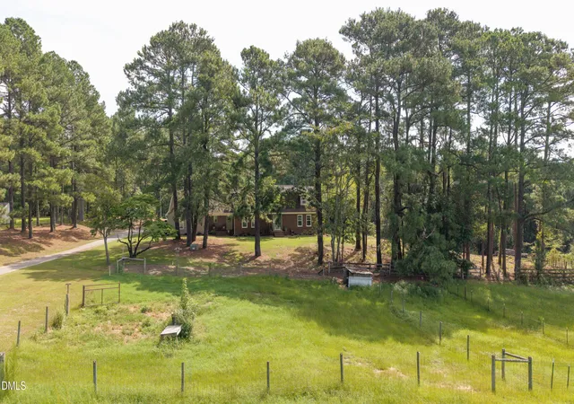5th image of 2282 Nc-55, Coats, NC 27521 | MLS# 10185573