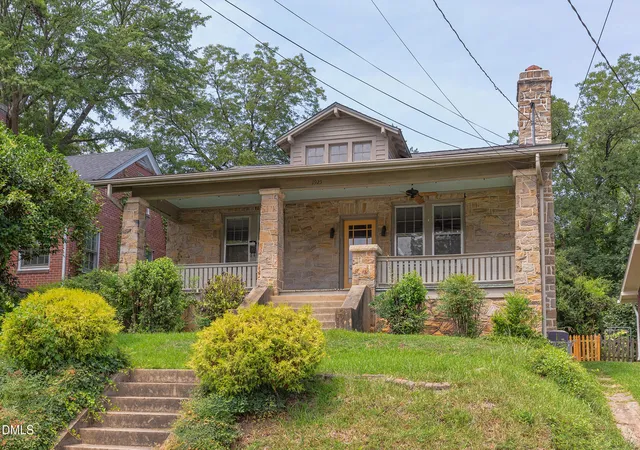 2nd image of 1925 Alexander Rd, Raleigh, NC 27608 | MLS# 10186377