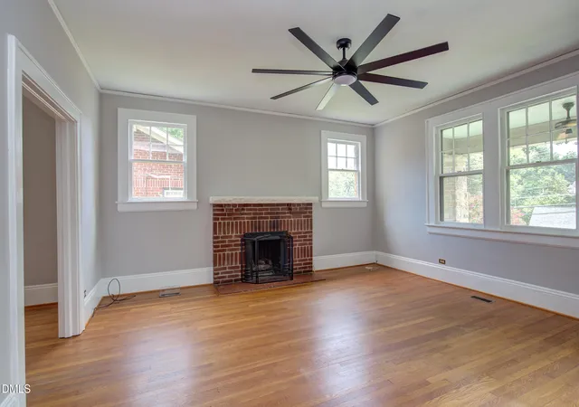 Photo 4 of Sale Pending at 1925 Alexander Rd, Raleigh, NC 27608 | MLS# 10186377 | Listing updated on 2026-10-01