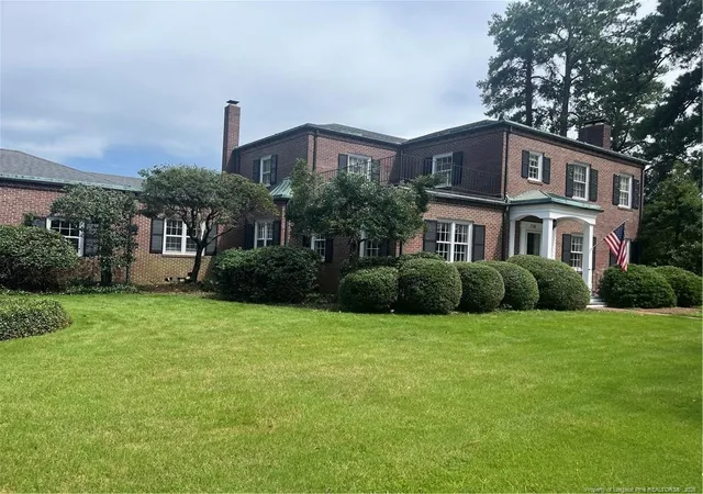 Photo 2 of Single family home for sale at 1708 N Elm St, Lumberton, NC 28358 | MLS# 767510 | Listing updated on 2026-08-11