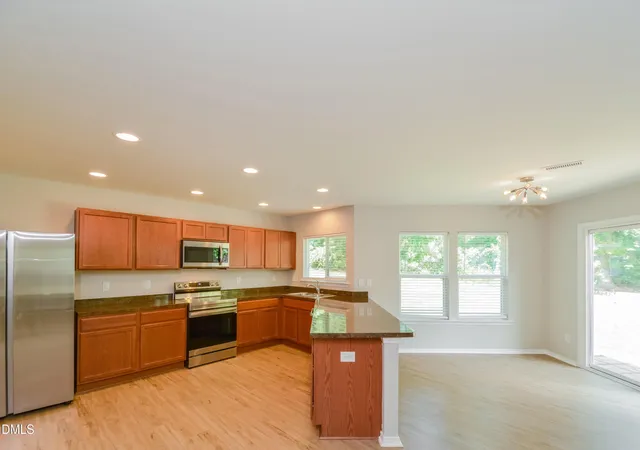 Photo 3 of Single family home for sale at 17 Eddy Trl, Durham, NC 27703 | MLS# 10185561 | Listing updated on 2026-10-07