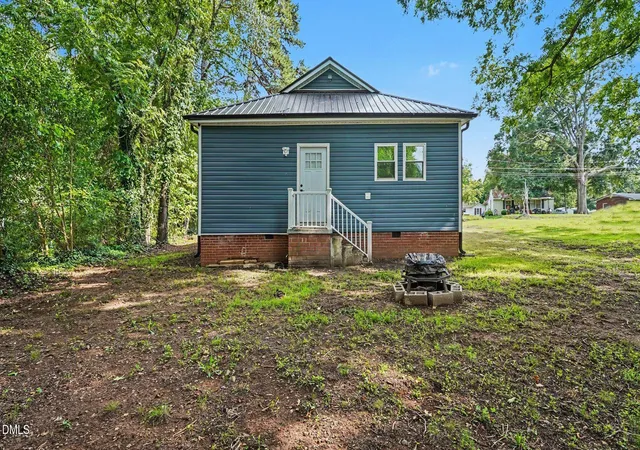 Photo 4 of Single family home for sale at 600 Town Branch Rd, Graham, NC 27253 | MLS# 10186029 | Listing updated on 2026-09-08