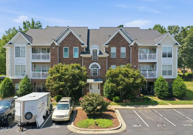 1st image of 2221 Delaney Dr # 112, Burlington, NC 27215 | MLS# 10185571