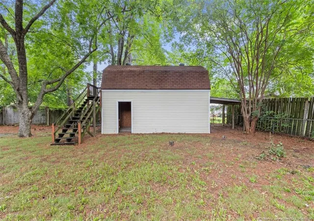 Photo 3 of Single family home for sale at 4704 Bent Pine Dr, Fayetteville, NC 28304 | MLS# 767296 | Listing updated on 2026-08-11