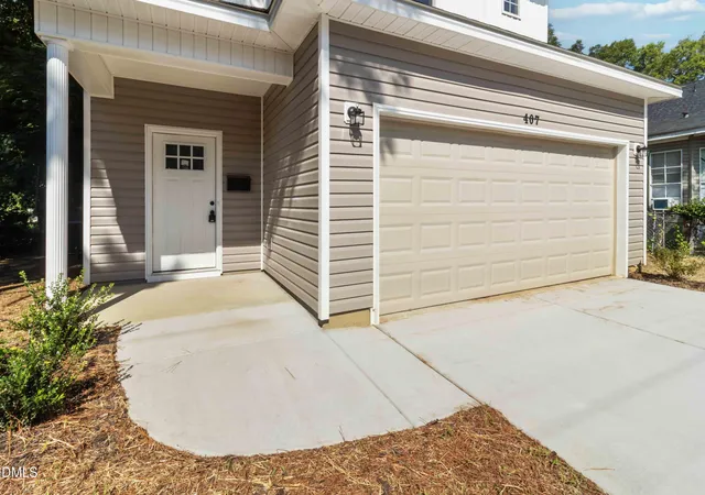 Photo 3 of Single family home for sale at 407 Creech St, Goldsboro, NC 27530 | MLS# 10189674 | Listing updated on 2026-09-14