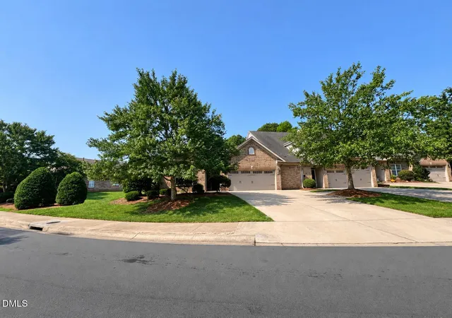 Photo 1 of Sale Pending at 2613 Saintsbury Dr, Burlington, NC 27215 | MLS# 10186113 | Listing updated on 2026-08-25