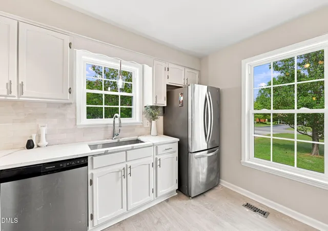 4th image of 305 N 1St St, Broadway, NC 27505 | MLS# 10186589