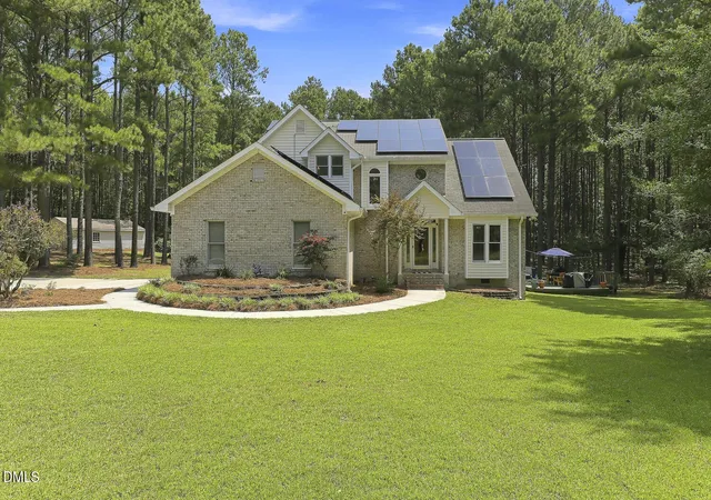 2nd image of 389 Dewar St, Fuquay Varina, NC 27526 | MLS# 10185952