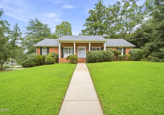 1st image of 1315 Briarcliff Rd, Burlington, NC 27215 | MLS# 10186977