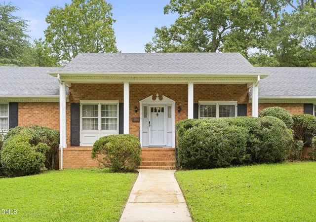 2nd image of 1315 Briarcliff Rd, Burlington, NC 27215 | MLS# 10186977