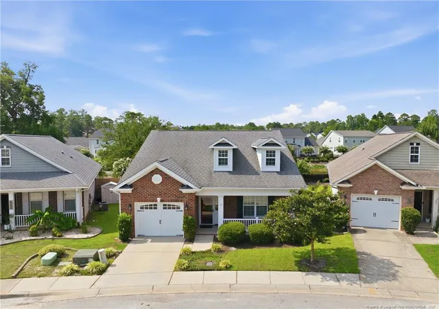 3rd image of 833 Falling Creek Ln, Fayetteville, NC 28304 | MLS# 767534