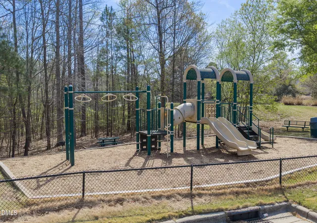31st image of 225 Waterford Lake Dr, Cary, NC 27519 | MLS# 10185630