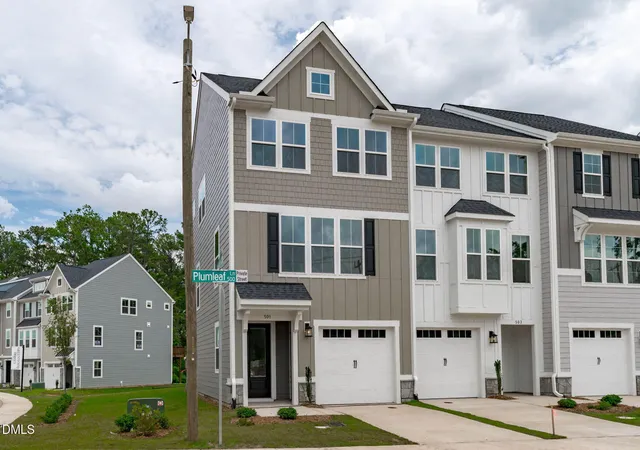 Photo 2 of Townhouse for sale at 501 Plumleaf Ln, Durham, NC 27703 | MLS# 10185619 | Listing updated on 2026-10-20