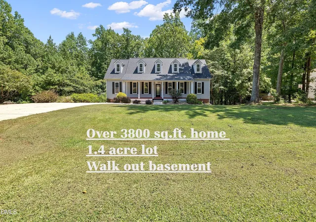 Photo 3 of Sale Pending at 6201 Hilbert Ridge Dr, Holly Springs, NC 27540 | MLS# 10185875 | Listing updated on 2026-09-08