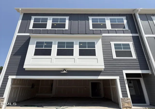 2nd image of 2335 Stevens Pass Sta, Apex, NC 27502 | MLS# 10185621