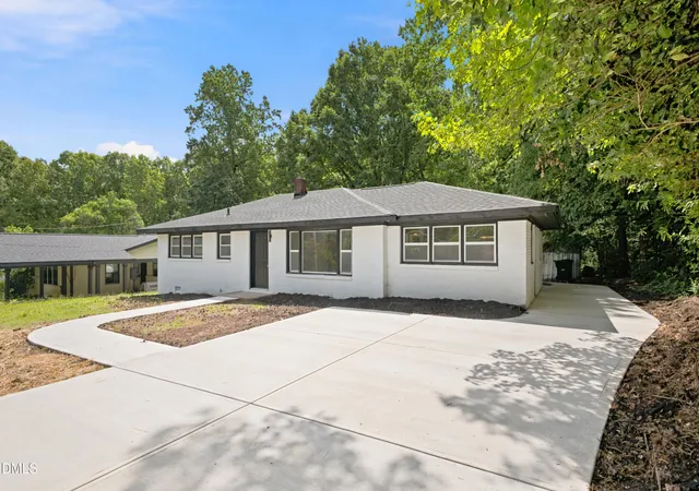 Photo 4 of Single family home for sale at 1106 Cherry Dr, Durham, NC 27707 | MLS# 10185778 | Listing updated on 2026-09-17