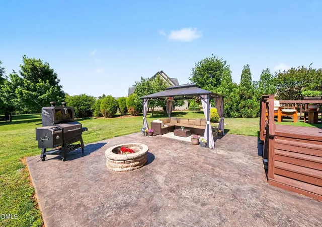 Photo 4 of Single family home for sale at 4000 Banks Stone Dr, Raleigh, NC 27603 | MLS# 10185640 | Listing updated on 2026-10-06