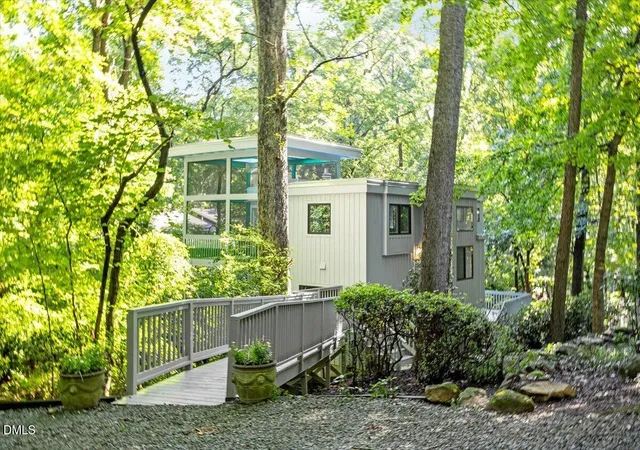 Photo 1 of Single family home for sale at 195 Marilyn Ln, Chapel Hill, NC 27514 | MLS# 10185700 | Listing updated on 2026-08-31