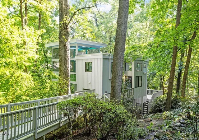 Photo 3 of Single family home for sale at 195 Marilyn Ln, Chapel Hill, NC 27514 | MLS# 10185700 | Listing updated on 2026-08-31