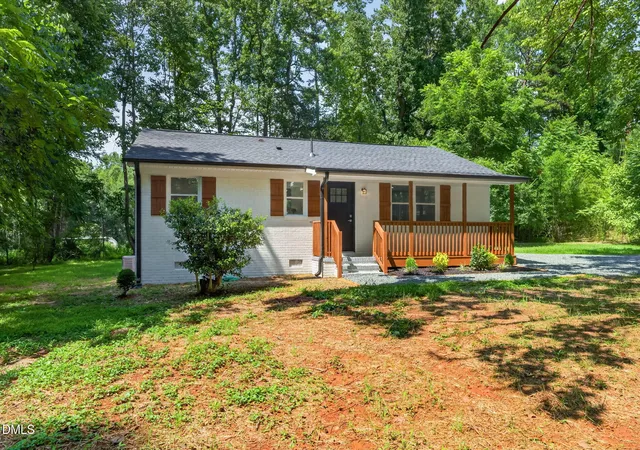 Photo 3 of Sale Pending at 4375 Swepsonville Saxapahaw Rd, Graham, NC 27253 | MLS# 10186382 | Listing updated on 2026-09-19