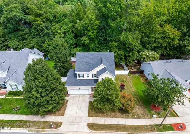 35th image of 305 Chapel Valley Ln, Apex, NC 27502 | MLS# 10186364