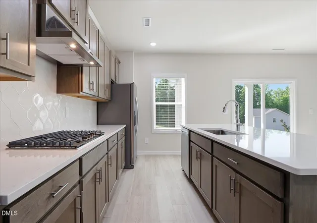 Photo 5 of Single family home for sale at 2505 Rosewood Bluff Dr, Zebulon, NC 27597 | MLS# 10187943 | Listing updated on 2026-09-02